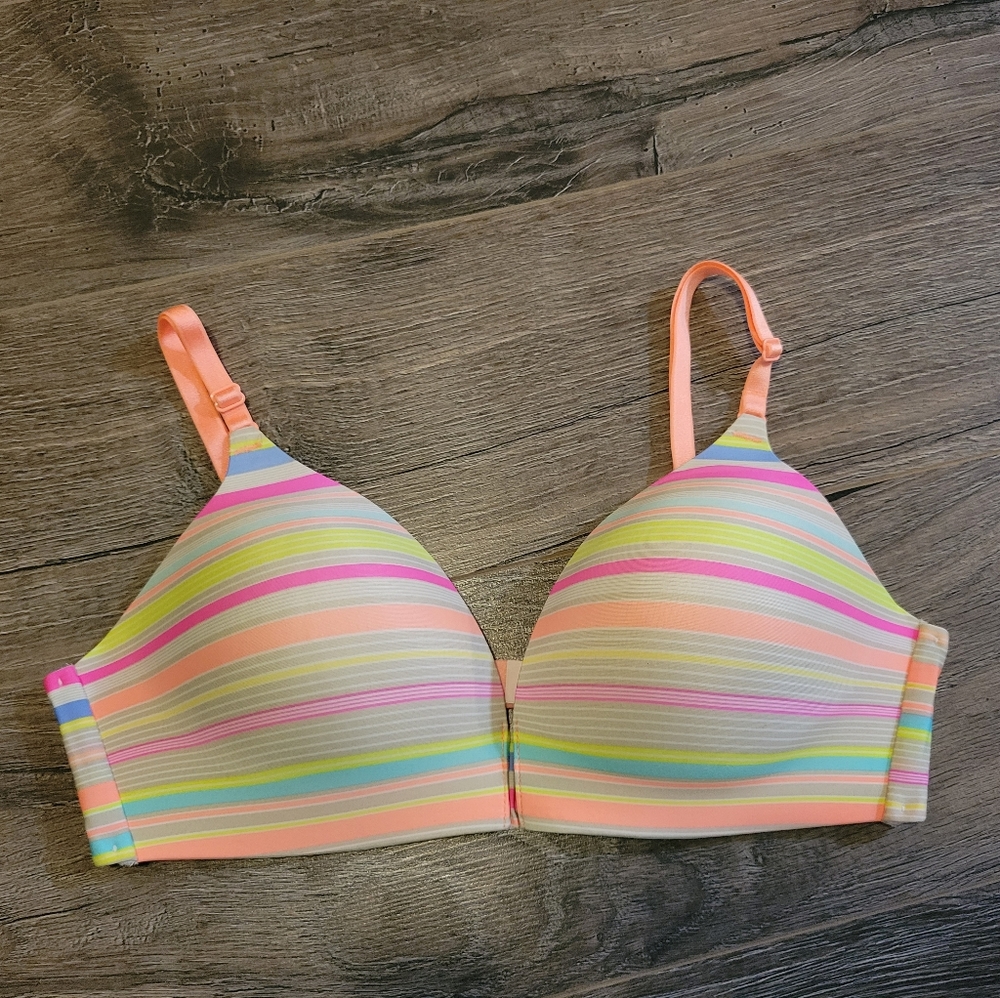 Victoria Secret 34C Bra